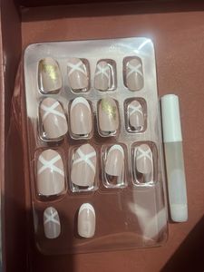 Nails Artificial