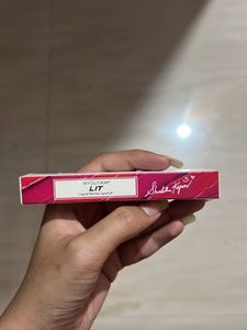 MyGlamm LIT Liquid Lipstick