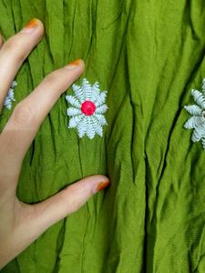 🟩💚Mehandi Green Stylish Beautiful Long Top