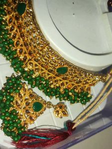 Green &amp; Gold Jewelry Set