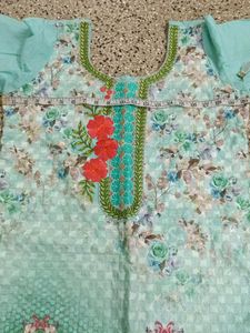 Preloved Suit Set For Grabs