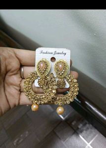 Elegant Gold Toned Earrings And Mangtika