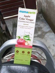 Mamaearth Apple Cider Vinegar Foaming Face Wash