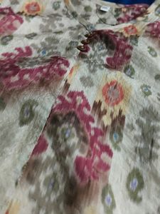 This Beautiful Top Size Is Xl