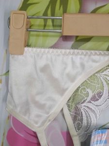 Lace Suspender Belt