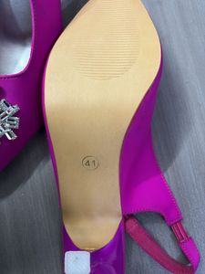 brand new Hot Pink Heels totally unused 🫶