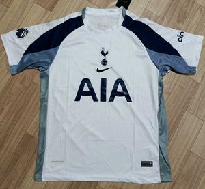 Tottenham Hotspur Kit