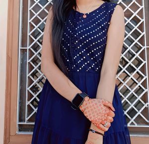 Nevy Blue 🔵💙 Gown But Without Slvees