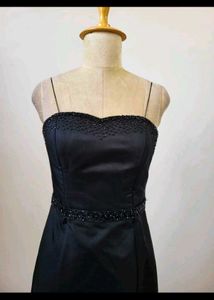 Elegant Black Formal Gown