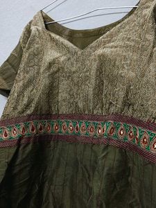 Elegant Olive Green Kurta