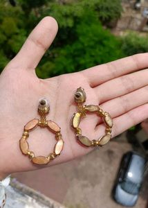 2 Pairs Of Elegant Earrings