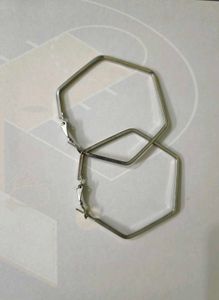 Hexagon Hoop Earrings 🧊🖇️