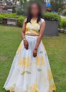 Floral Lehenga Choli Set with duppata