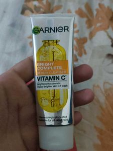 Garnier Vitamin C Serum Cleanser