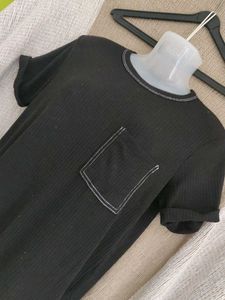 FOREVER 21 Black Pocket Top