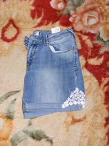 Lace-Trimmed Denim Shorts, Chic Comfort