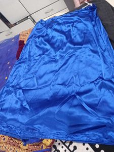 maroon and navy blue velvet saree