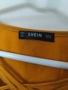 Women Crisscross Neck Top