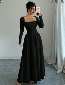 savana Black Maxi Dress