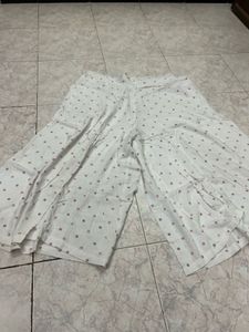 W Kurta &amp; Siyahi Plazzo