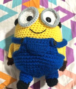 Crochet Minion Amigurumi