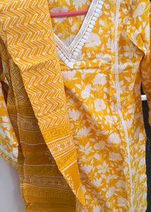 Libas Floral Print Kurti