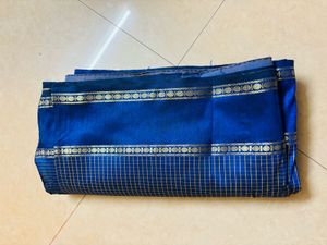 maharashtrian dark blue saree