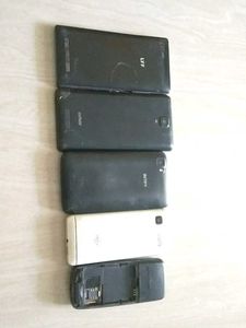 5 Combo Phones Dead And Broken
