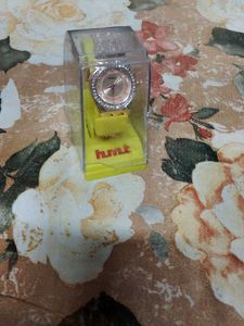 HMT Women's Analog Watch