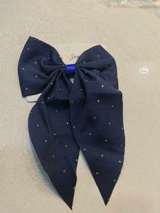 Trending Bow Clip