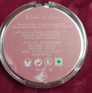 Valentine Day Combo Of Blush And Eyelashes