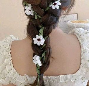 Floral Hair Vine