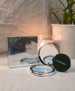 Candy Bella Oil Control Compact