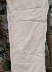 Vintage Off-White Levi&#39;s Jeans