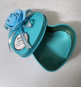Heart Shaped Decorative Metal Small Gift Box