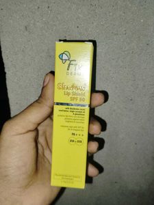 Fixderma Shadow Lip Shield SPF50