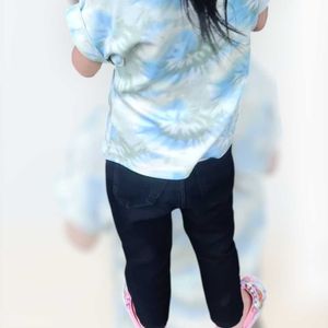Jeans and T-shirt For Girls