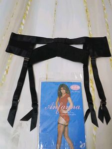 (1028)Vintage Style Black Garter Belt