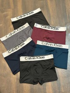 Calvin Klein Men's Boxers 3pcs ka rate hai