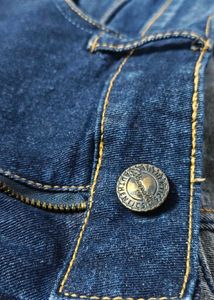 Wrangler 32inch Slimfit Midwaist Jeans