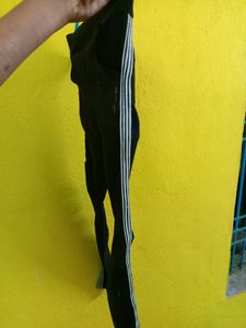Girls Leggings.