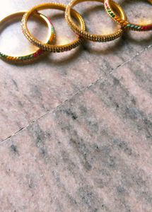 Multi Shade Bangle No Damage