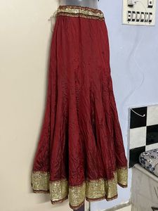 Marron &amp; Gold Lehenga Set