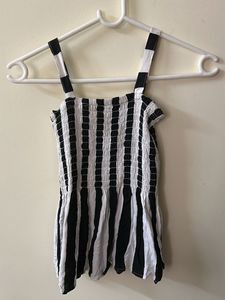 Black-white Crop Top With Over Jacket