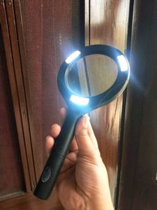 Magnifying Glass with 3 LED lights