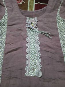 Pakistani suit