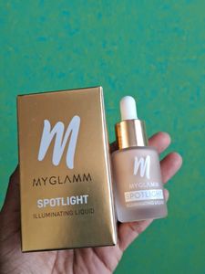 Myglamm Spotlight Illuminating Liquid