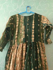 Green Kurti