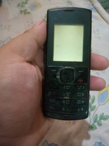 Classic Nokia X1 01 Mobile Phone