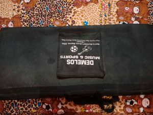 Yamaha PSR E453 Keyboard